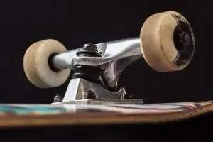 How-much-does-Skateboard-Trucks-Weigh