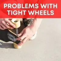 How-to-loosen-skateboard-wheels-without-tools